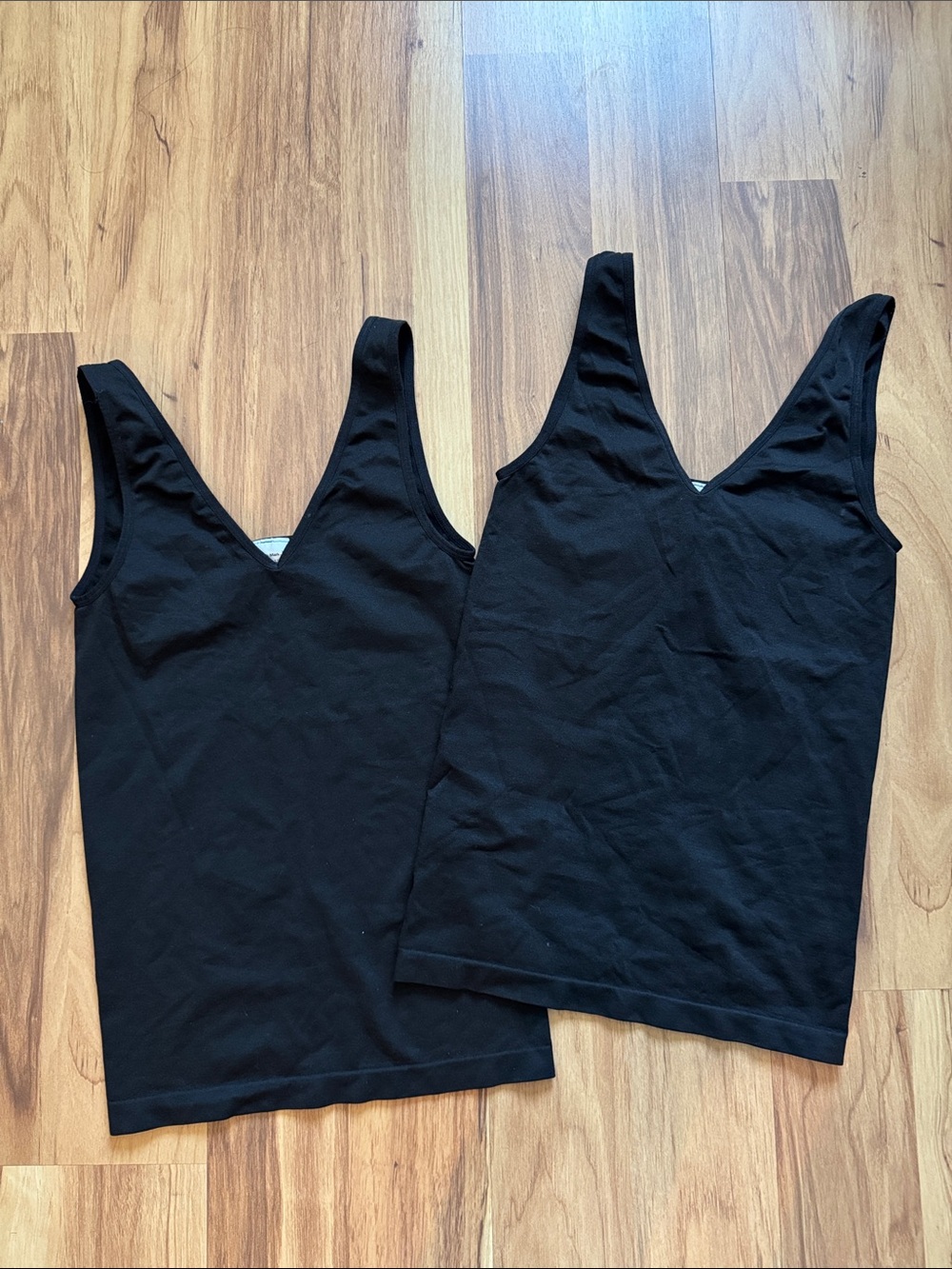 Women's Black V-Neck Tank Top - Sleek Everyday Layering (Pack of 2)